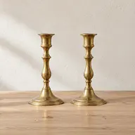 Messingleuchter Abendgold, frei erfundenes Beispielbild (FAKE)